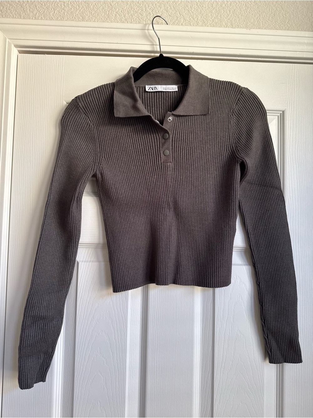 Zara Ribbed Polo Top in Charcoal